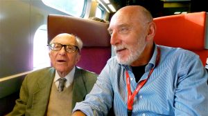 Boris Pahor et son ami l'écrivain triestin Paolo Rumiz dans le train du livre au retour du festival lundi 25 mai 2015