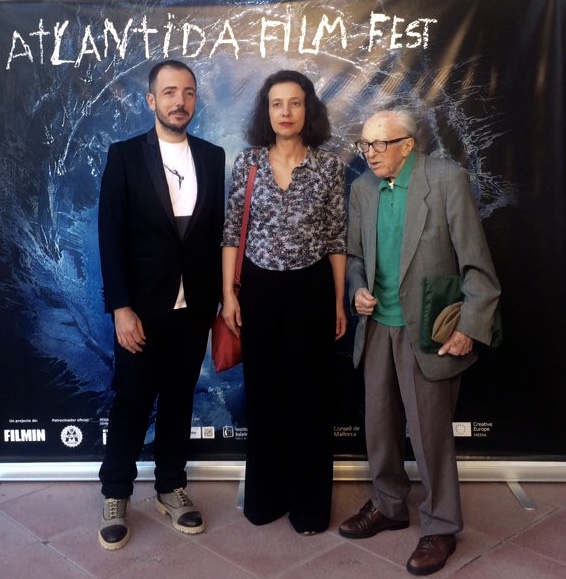 A l'ouverture du festival Atlantida à Palma de Majorque le 27 juin 2016 : Jaum Ripoll, le Directeur du festival, Fabienne Issartel et Boris Pahor
